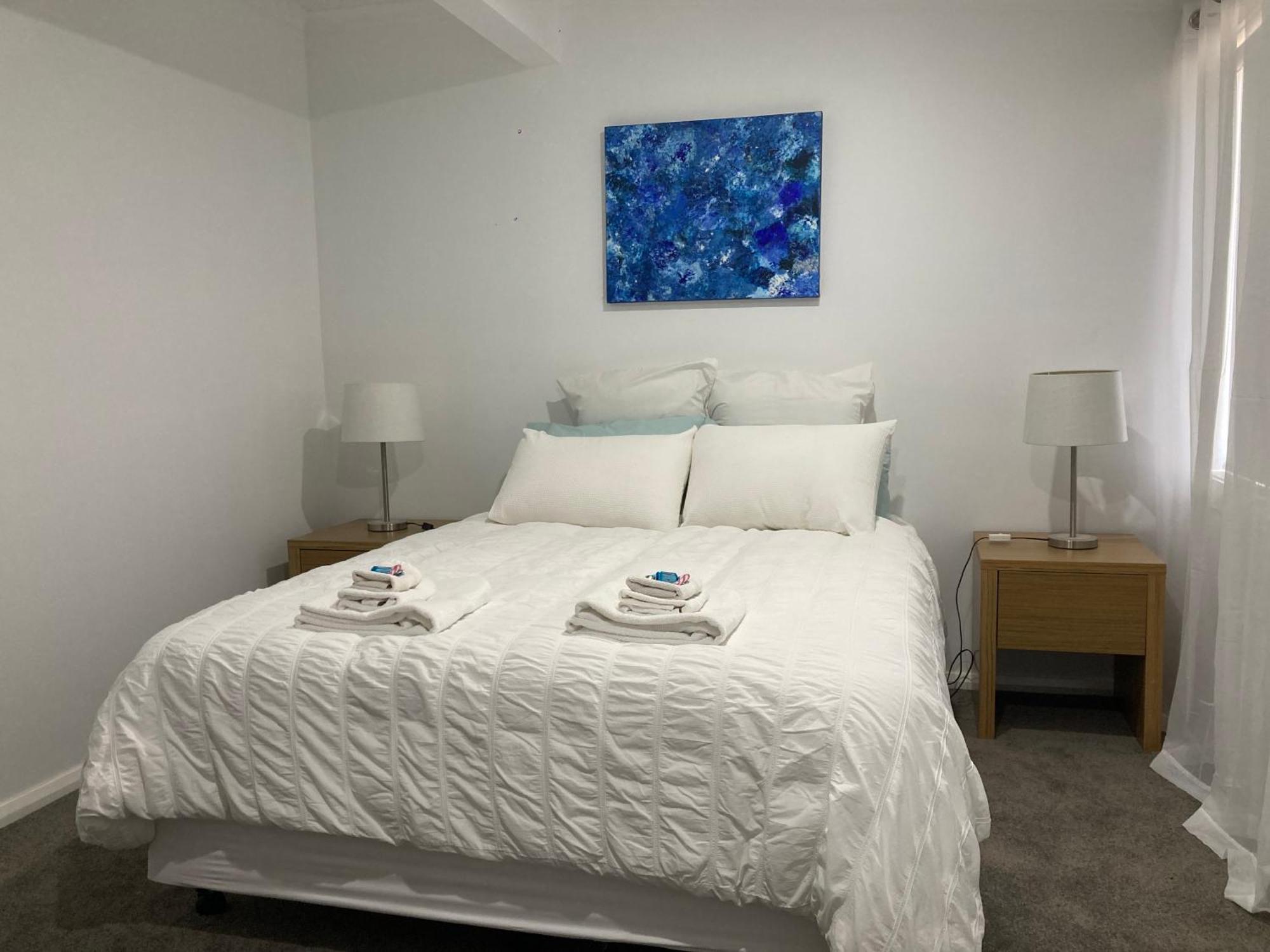 Bed and Breakfast Rosewhite House Миртлфорд Экстерьер фото