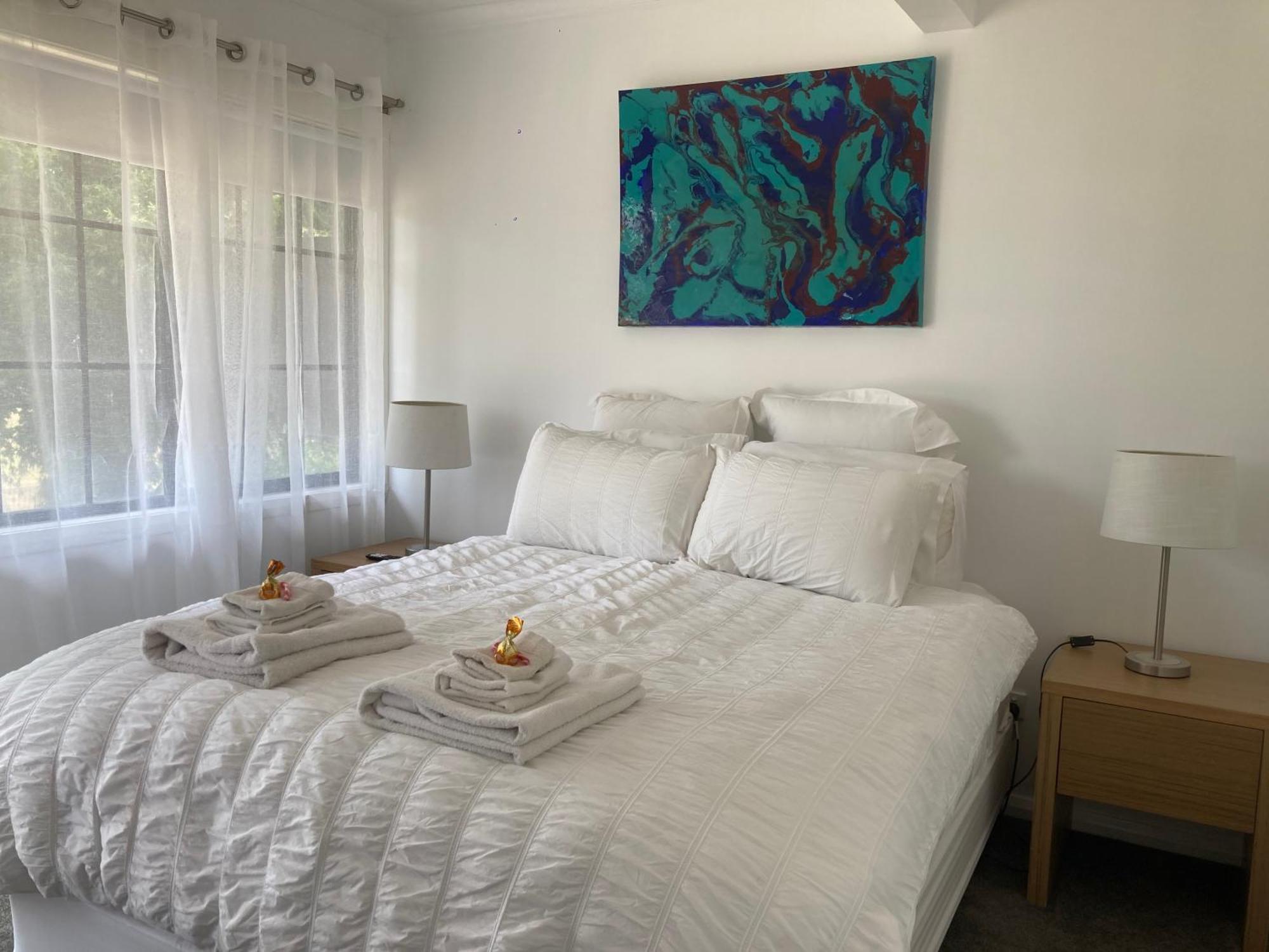 Bed and Breakfast Rosewhite House Миртлфорд Экстерьер фото